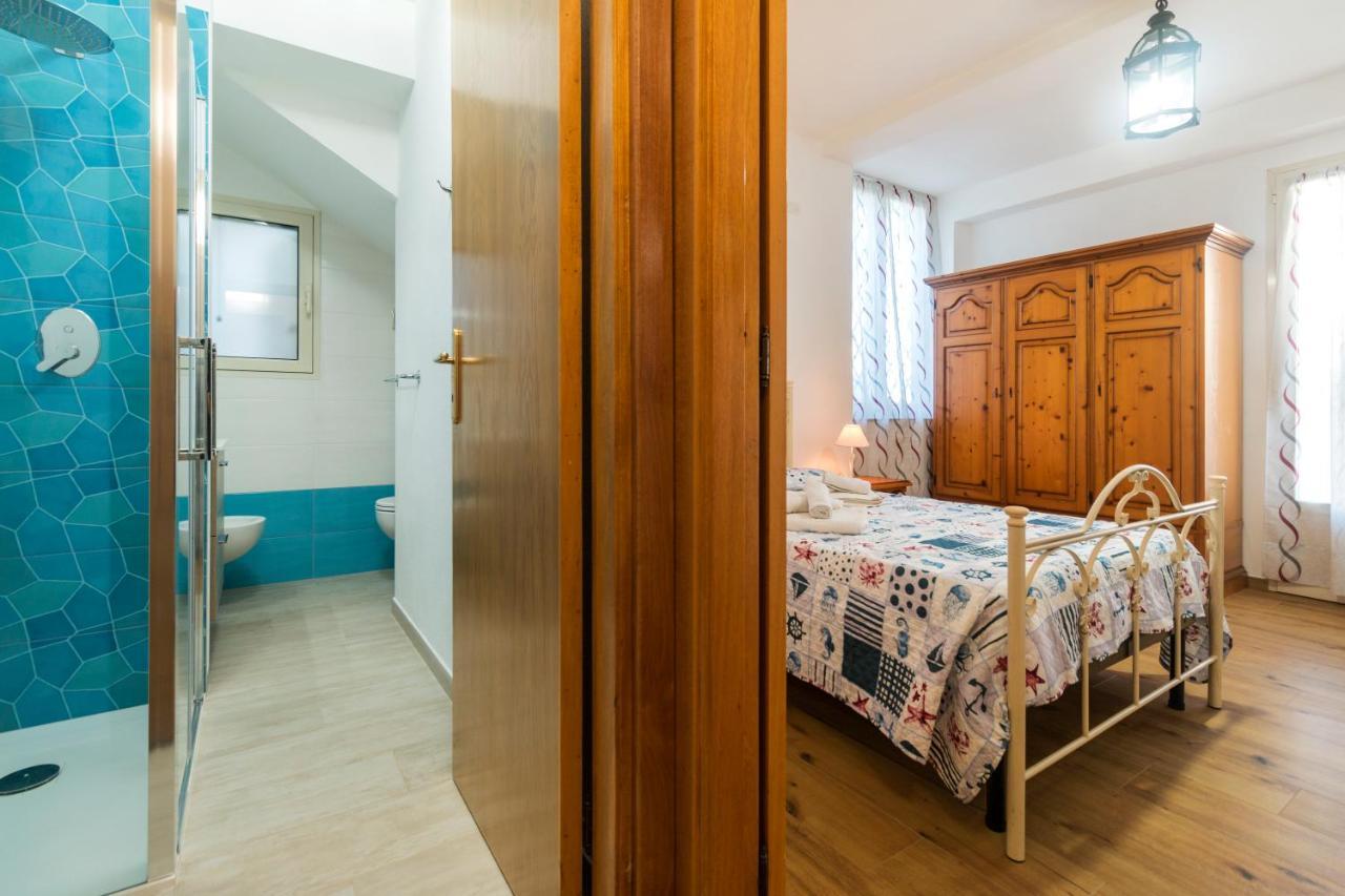 Camera Con Bagno Villa Isabel Cala Gonone Luaran gambar