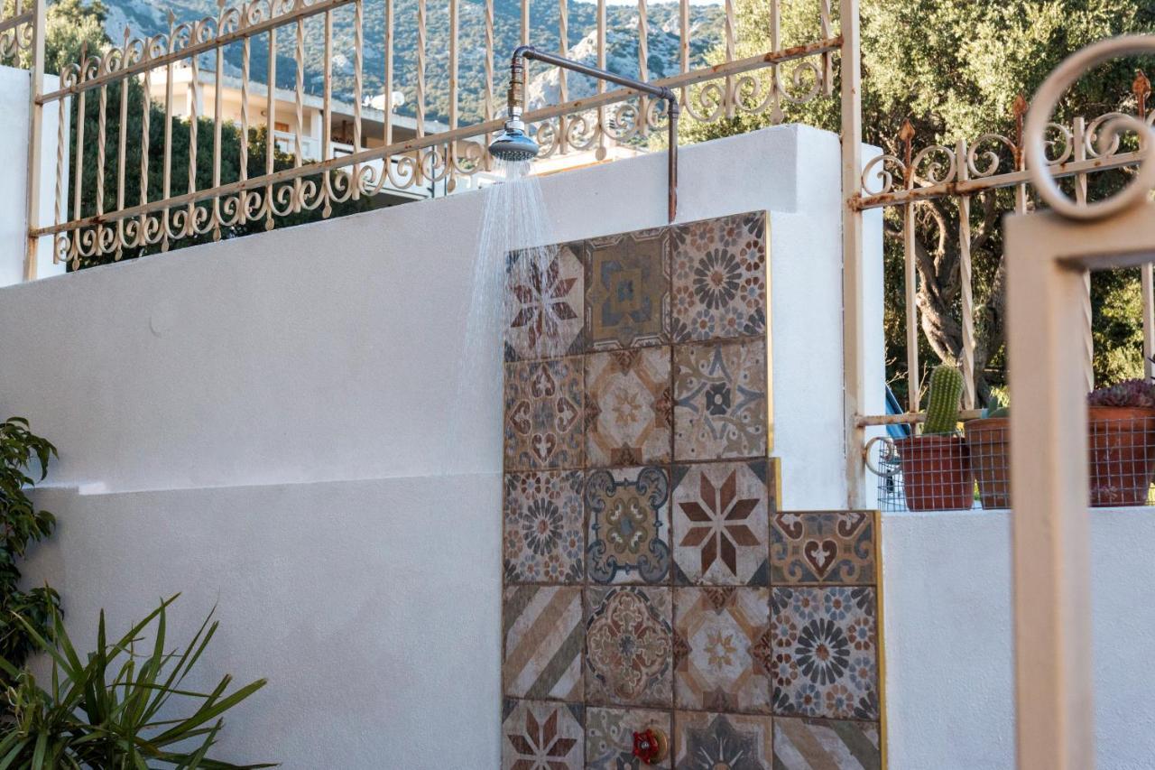 Camera Con Bagno Villa Isabel Cala Gonone Luaran gambar